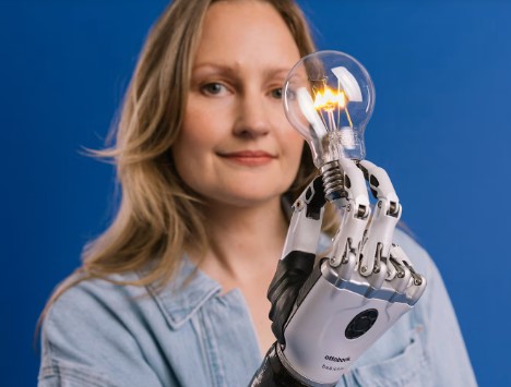 bebionic: Η εξέλιξη του προσθετικού χεριού μέσα από την τεχνολογία